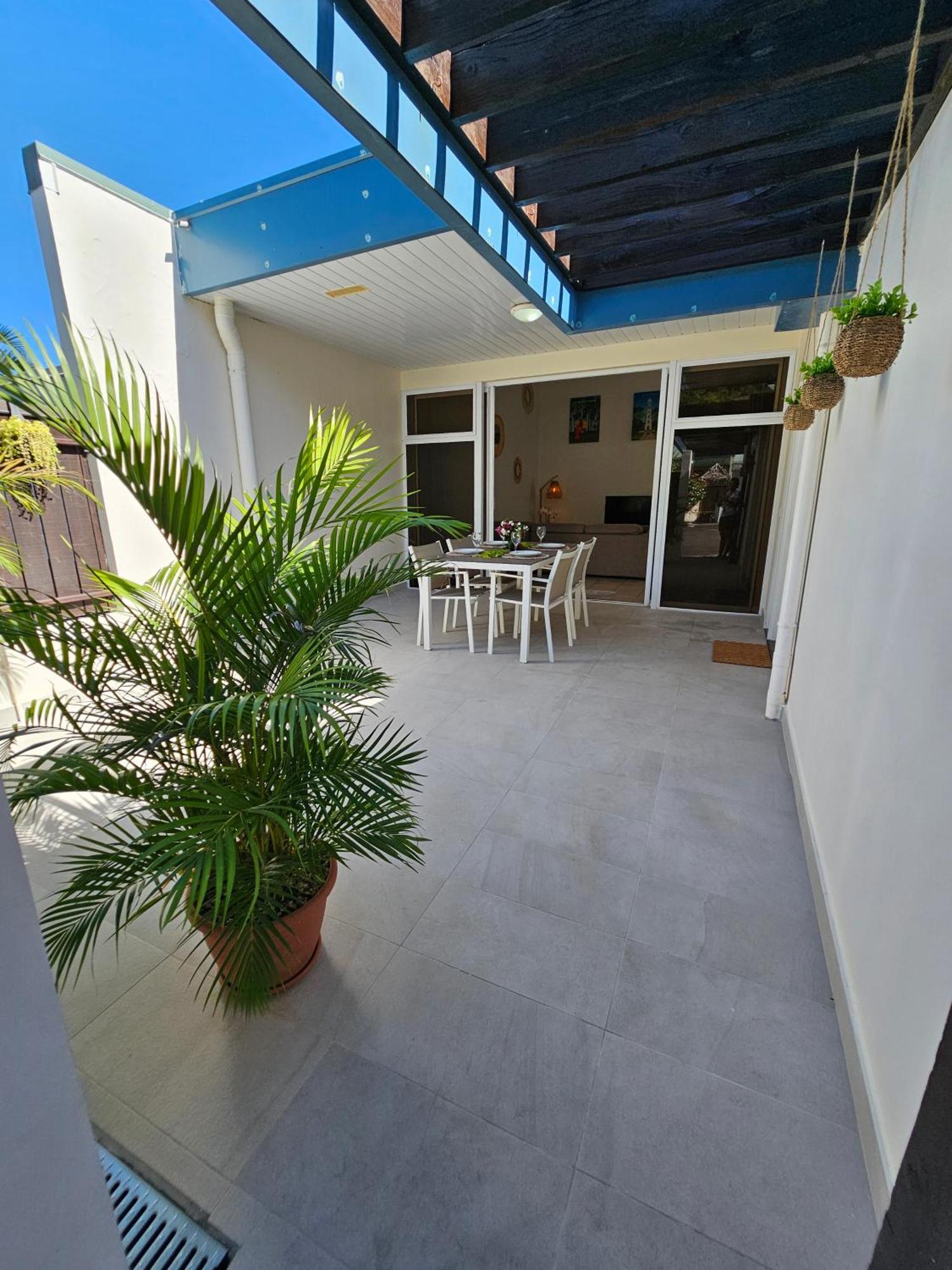 Vila Cozy House In A Private Complex Paea Exteriér fotografie