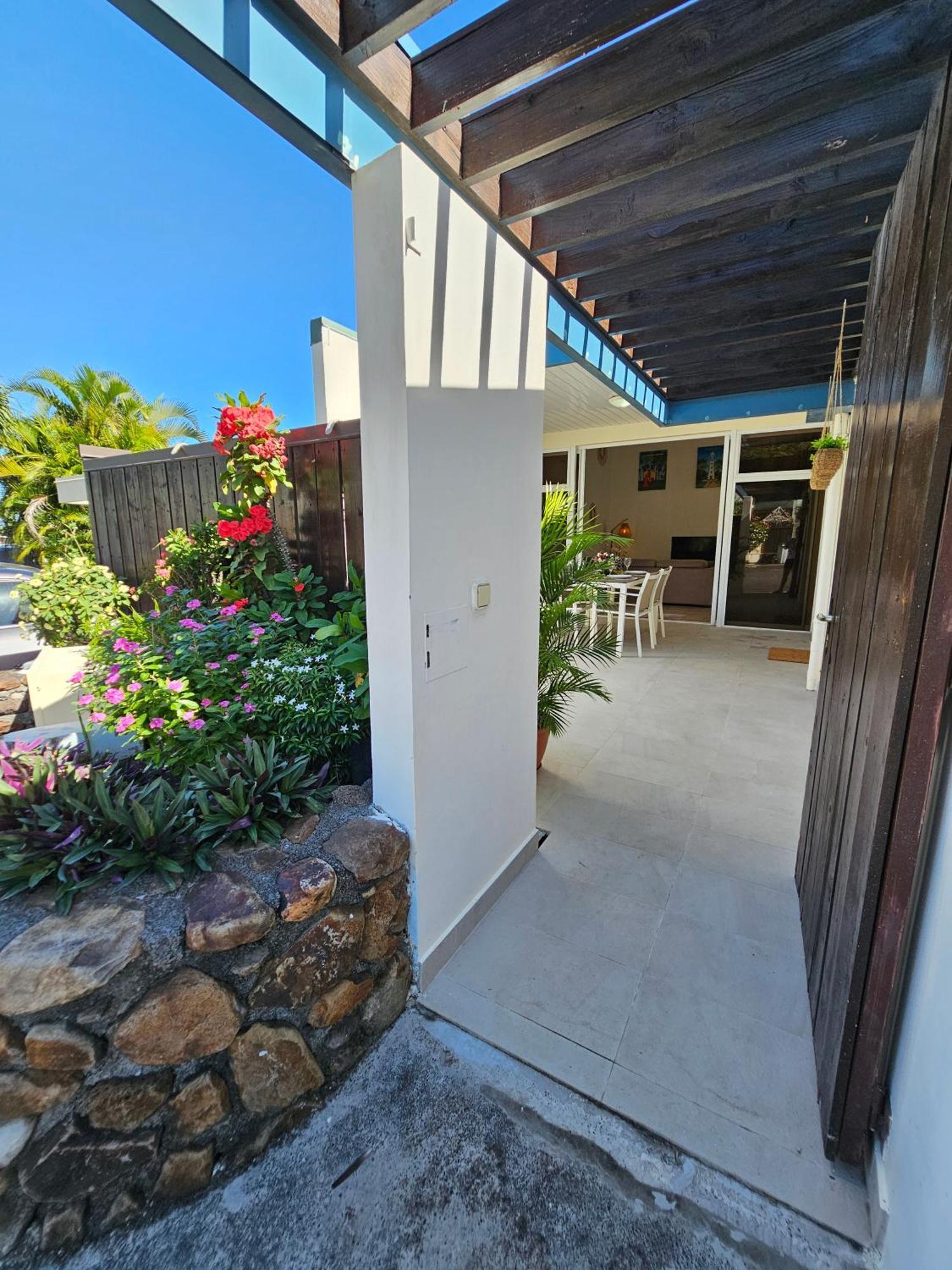 Vila Cozy House In A Private Complex Paea Exteriér fotografie