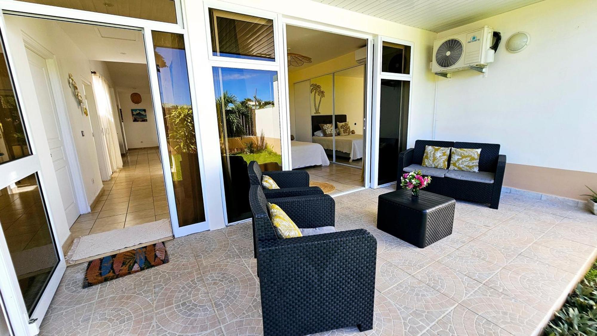 Vila Cozy House In A Private Complex Paea Exteriér fotografie